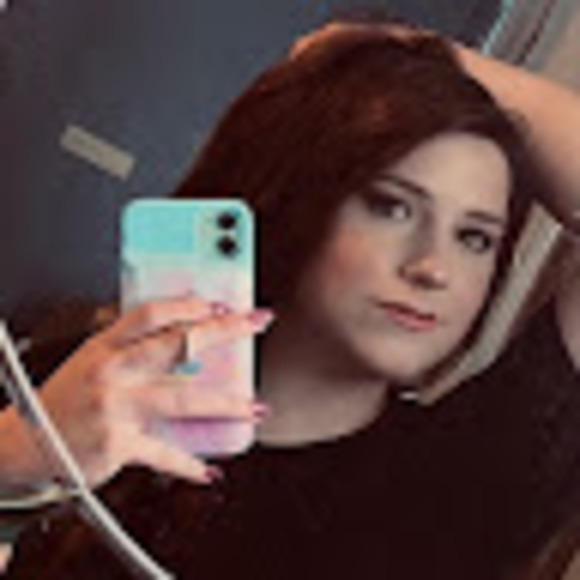 Meet your Posher, Bianca - Picture 1 of 1